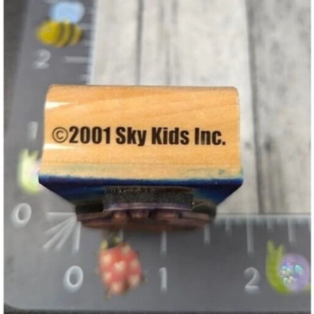 Sky Kids Balloon Bunch Bouquet 2001 Rubber Stamp Wood #A53